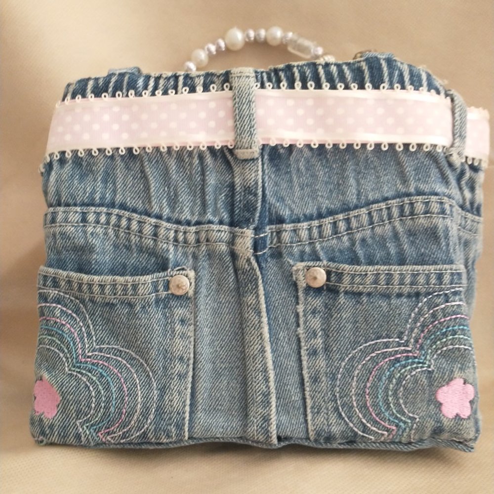 Handbag - Picture 2 of 3